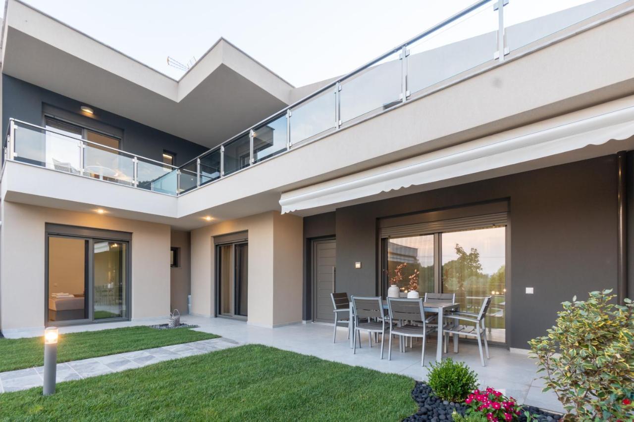 3 Doors Villas Nea Iraklitsa Dış mekan fotoğraf