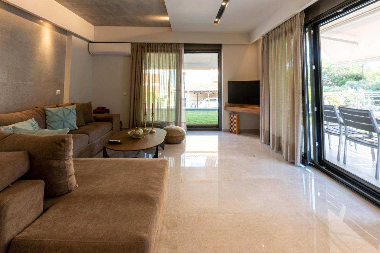 3 Doors Villas Nea Iraklitsa Dış mekan fotoğraf