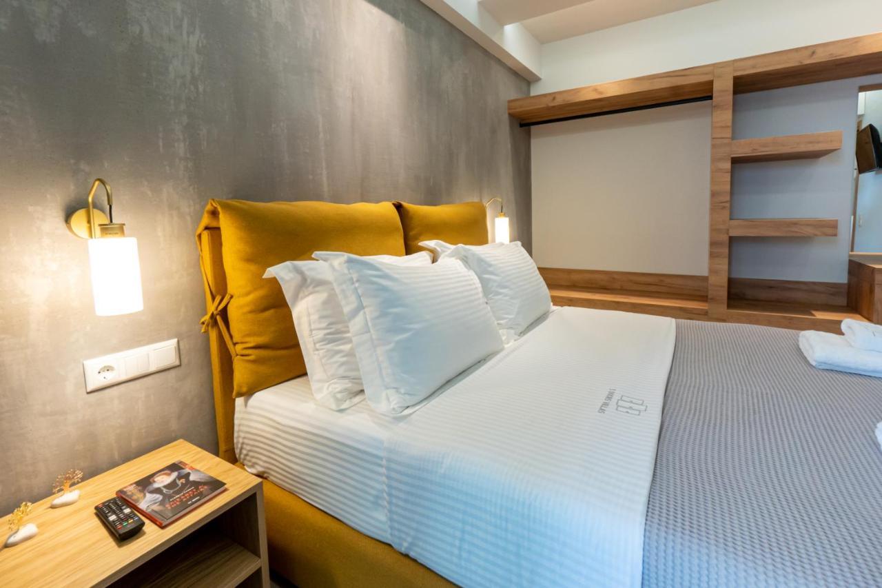 3 Doors Villas Nea Iraklitsa Dış mekan fotoğraf