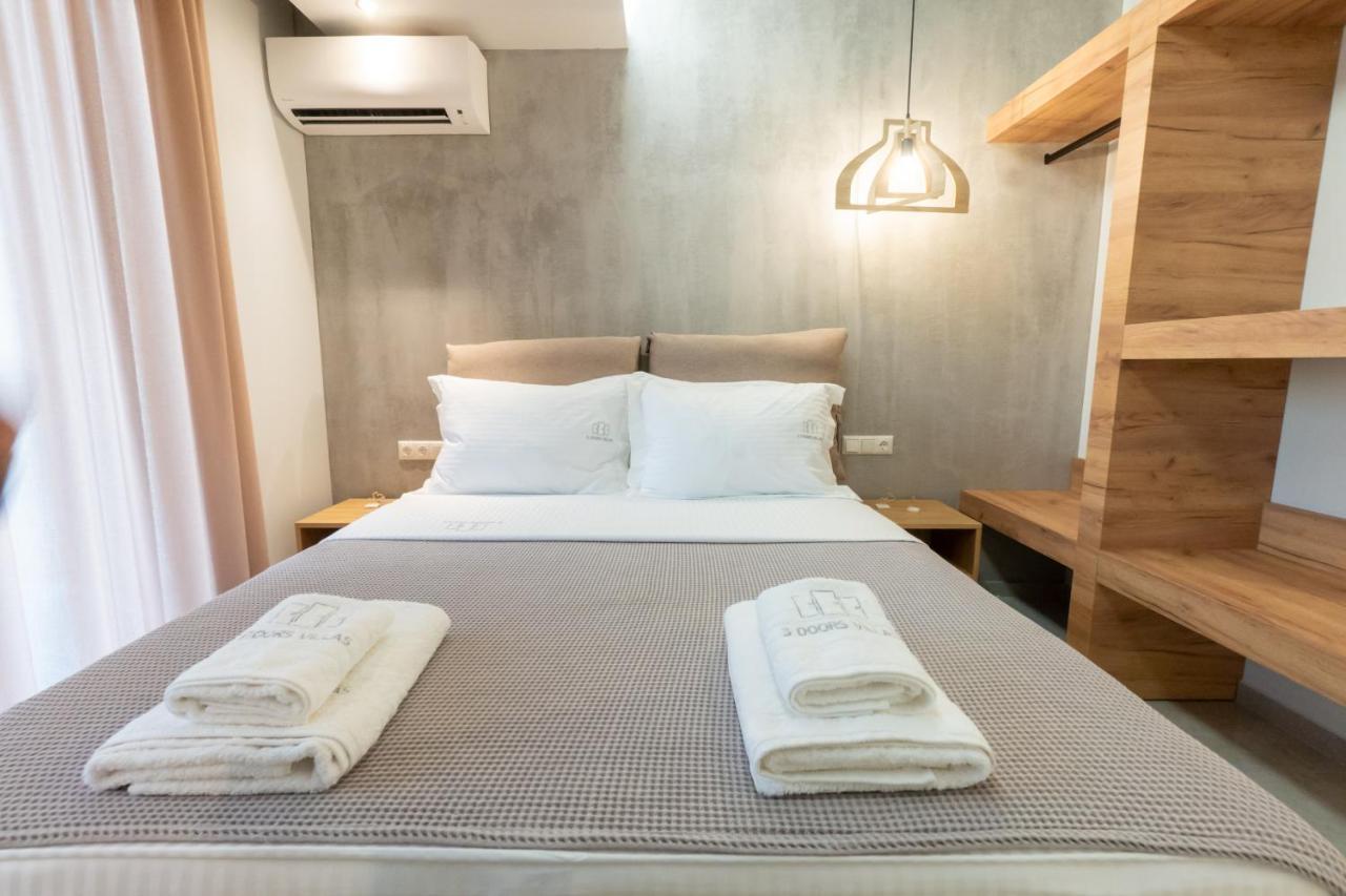 3 Doors Villas Nea Iraklitsa Dış mekan fotoğraf