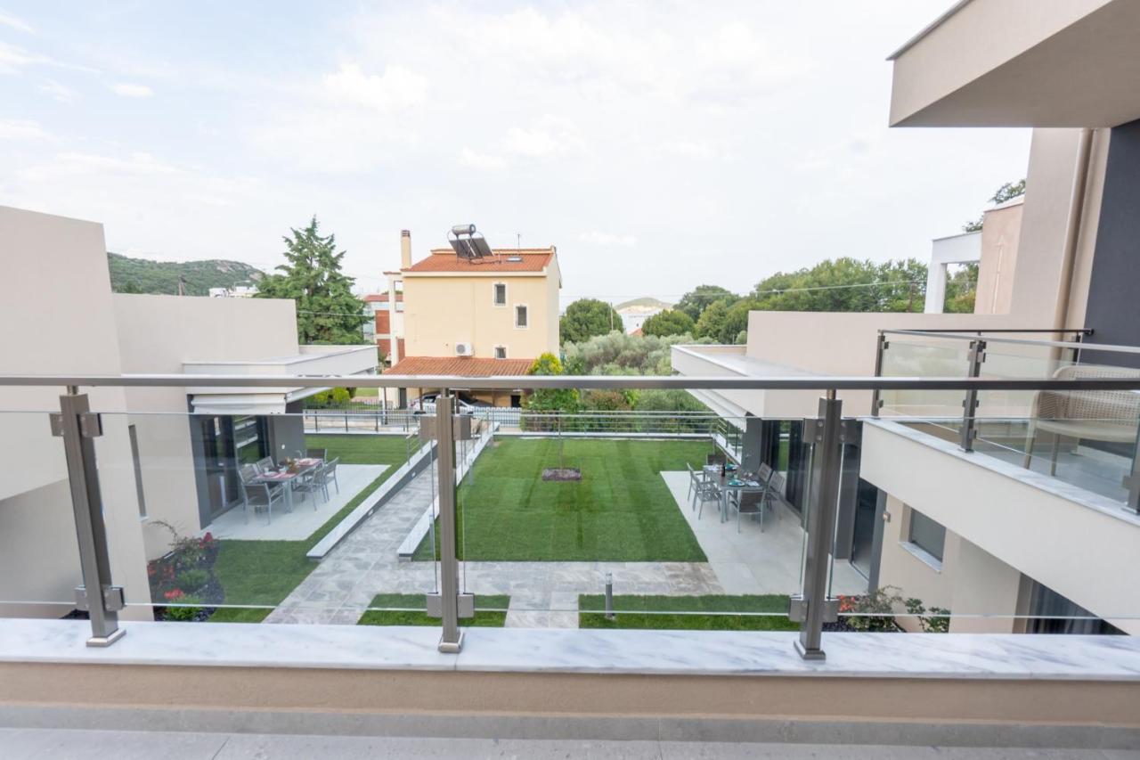 3 Doors Villas Nea Iraklitsa Dış mekan fotoğraf