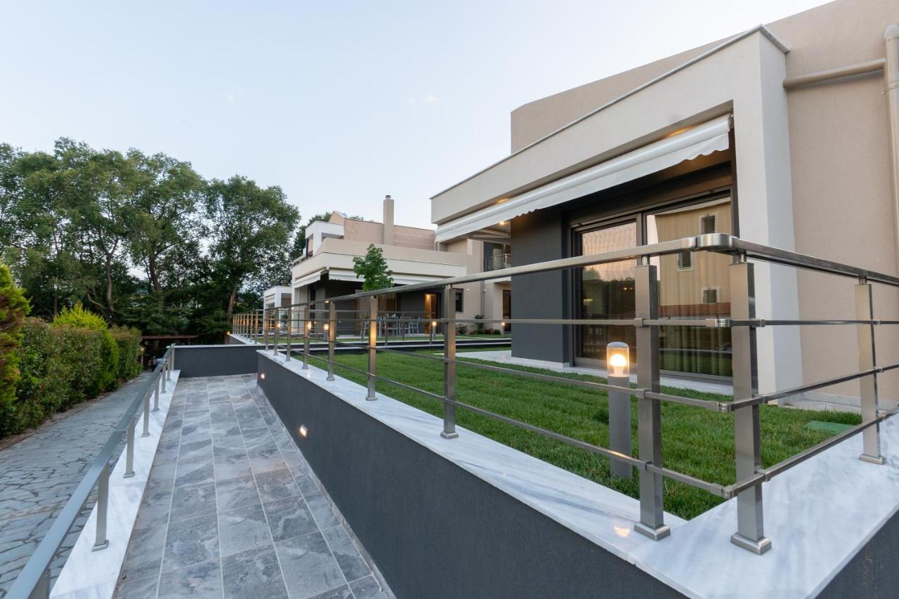 3 Doors Villas Nea Iraklitsa Dış mekan fotoğraf