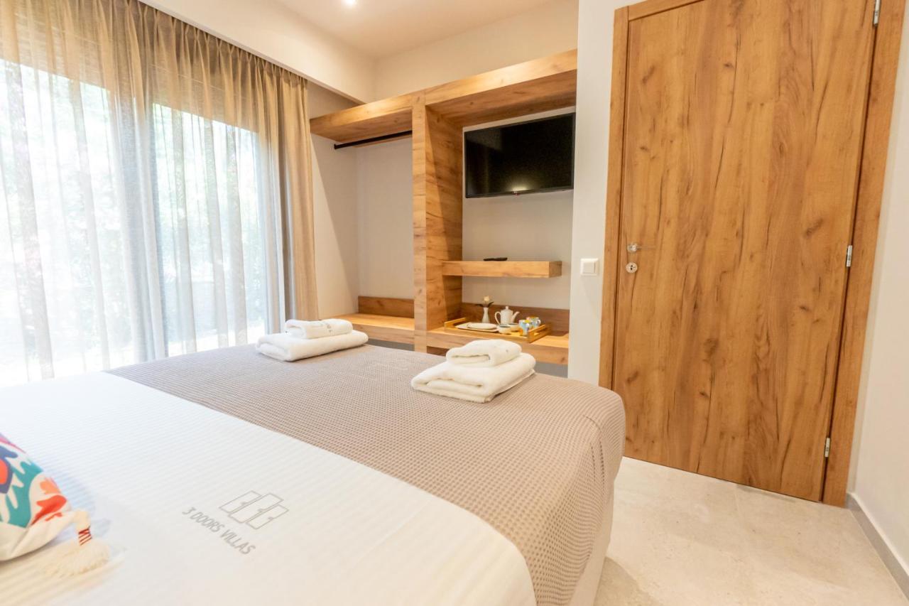 3 Doors Villas Nea Iraklitsa Dış mekan fotoğraf