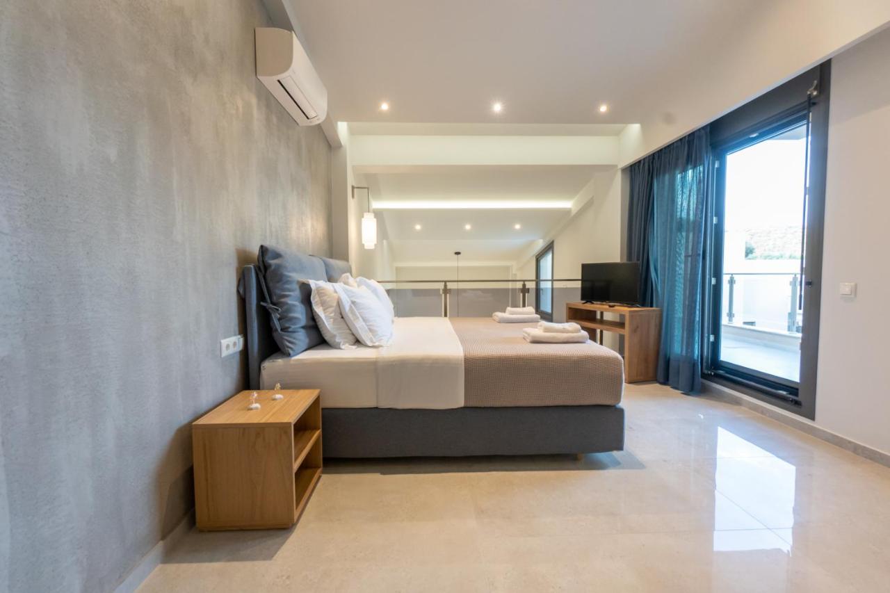 3 Doors Villas Nea Iraklitsa Dış mekan fotoğraf