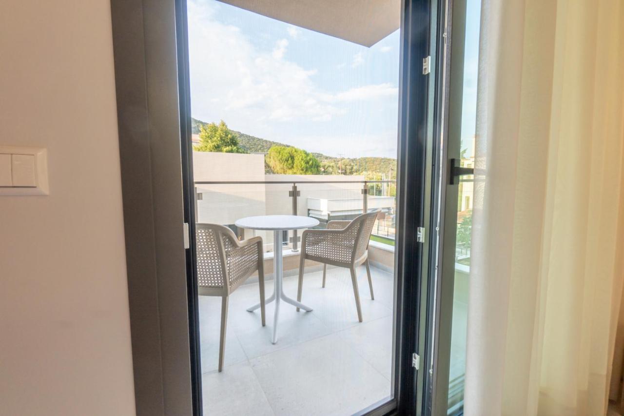 3 Doors Villas Nea Iraklitsa Dış mekan fotoğraf